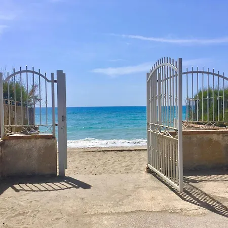 La Culla Del Mare Bed & Breakfast