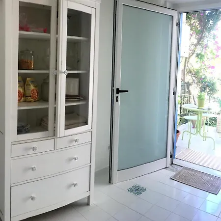 La Culla Del Mare Bed & Breakfast Ascea